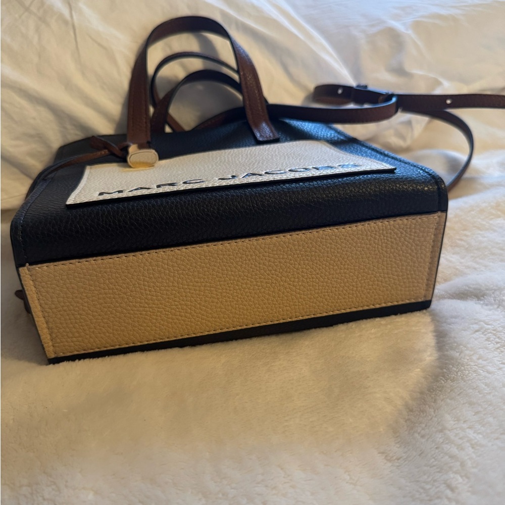 Marc Jacobs Black and Tan Women's Bag